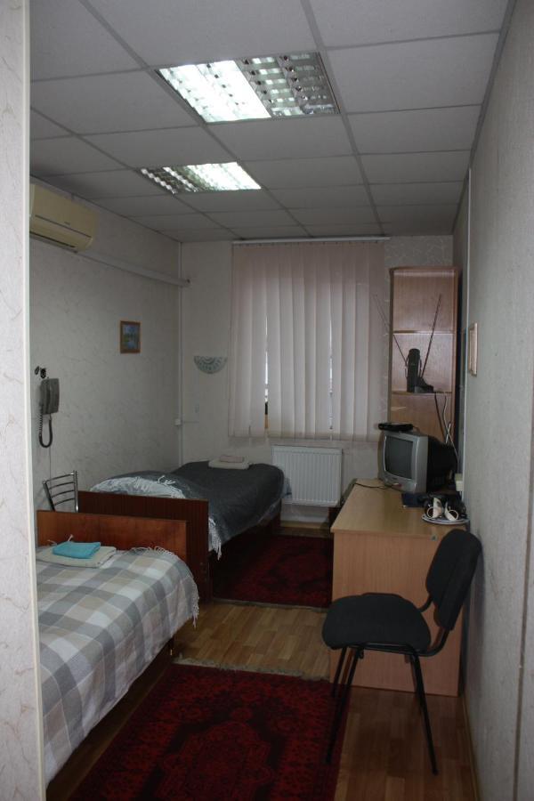 Motel Pid Strihoyu Kremenchuk Ngoại thất bức ảnh