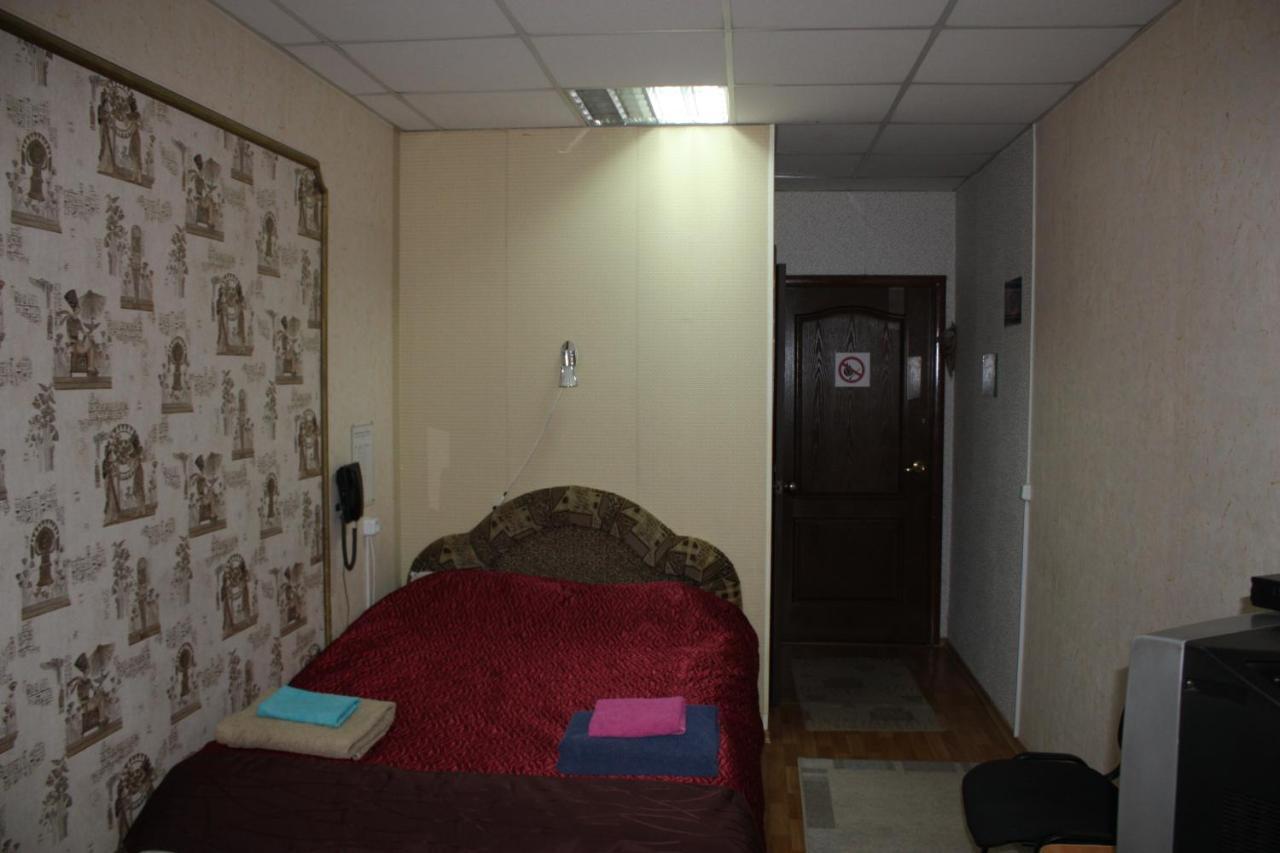 Motel Pid Strihoyu Kremenchuk Ngoại thất bức ảnh