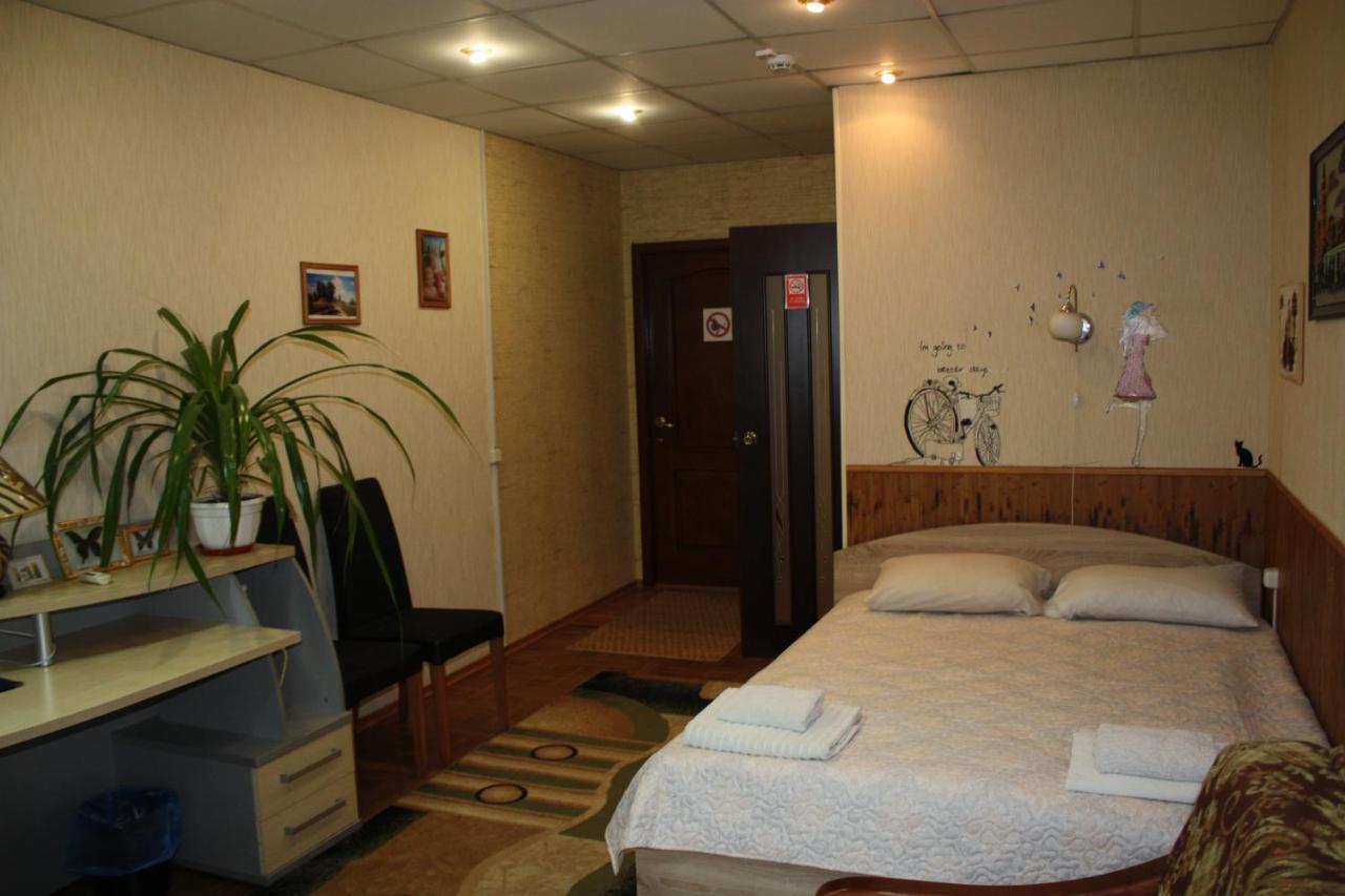 Motel Pid Strihoyu Kremenchuk Ngoại thất bức ảnh
